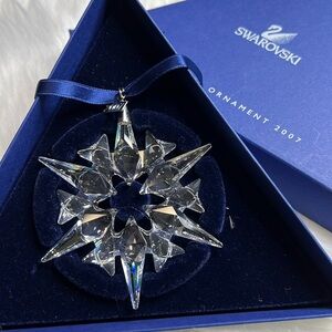 2007 Swarovski Snowflake Ornament